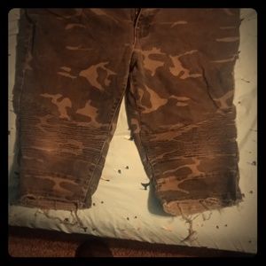 Raw x camo shorts